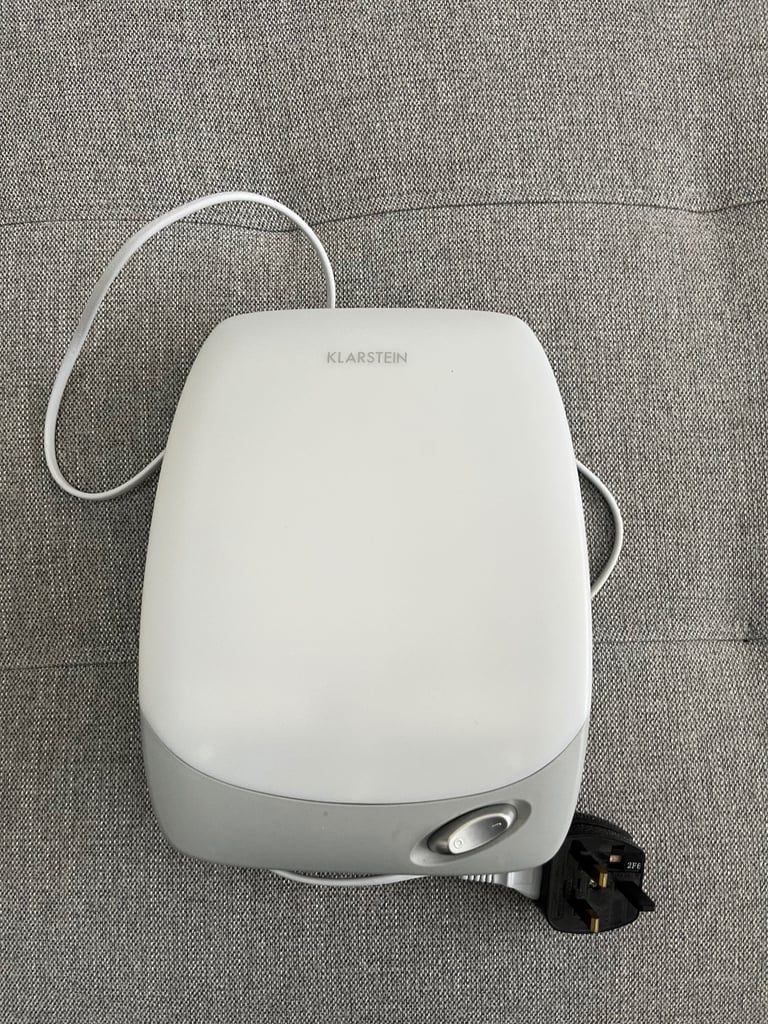 image for Light therapy for SAD seasonal affective disorder daylight mini lamp