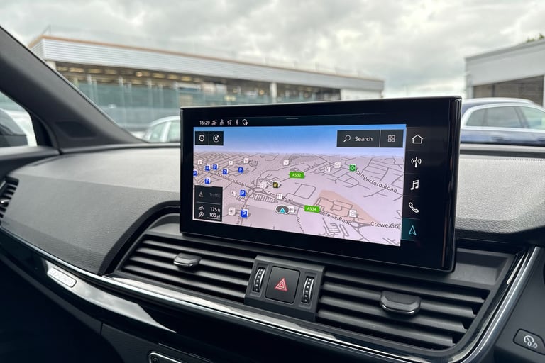 2022 Audi Q5 Edition 1 40 TDI quattro 204 PS S tronic SUV DIESEL Automatic