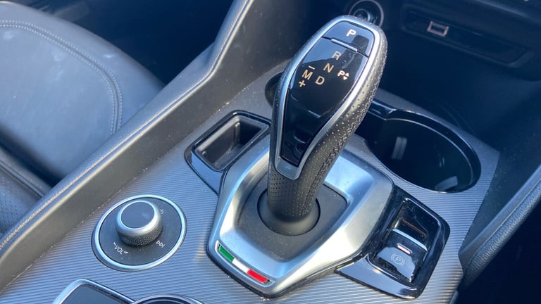 2021 Alfa Romeo Giulia 2.0T Veloce Saloon 4dr Petrol GPF Auto Euro 6 (s/s) (280 ps) Saloon Petrol...