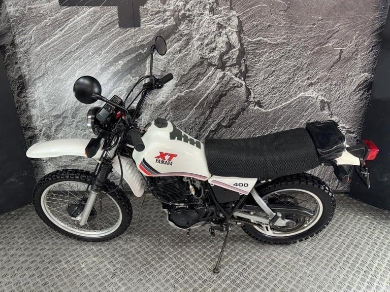 YAMAHA XT400 XT 400 1984