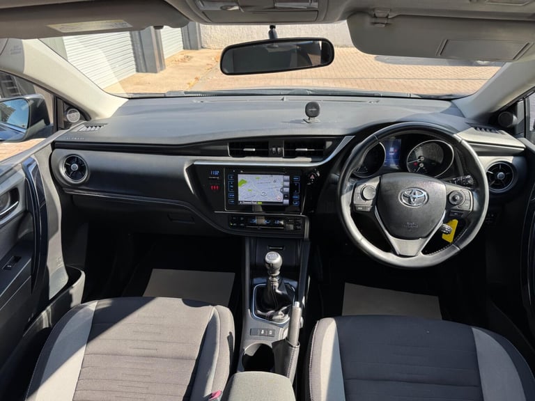 2016 Toyota Auris 1.2 VVT-i Business Edition Euro 6 (s/s) 5dr HATCHBACK Petrol Manual