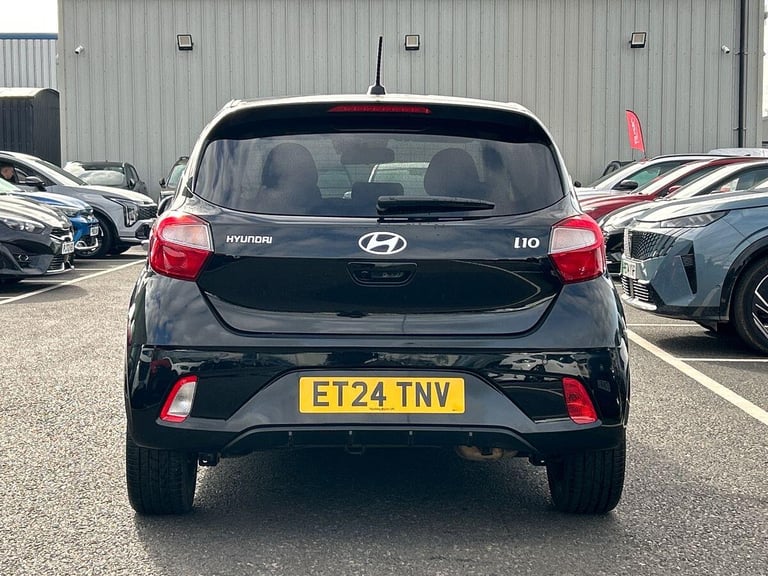 2024 Hyundai i10 1.0 Premium Hatchback 5dr Petrol Auto Euro 6 (s/s) (63 ps) Hatchback PETROL Auto...