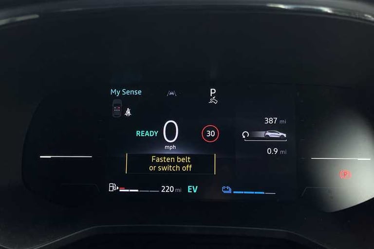 2025 Renault Clio 1.6 E-TECH techno Hatchback 5dr Petrol Hybrid Auto Euro 6 (s/s) (145 ps) Hatchb...
