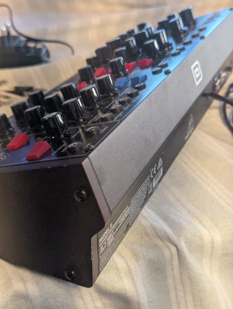 Behringer Model D Mini Moog Synthesiser 