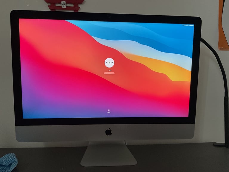 image for 27 inch late 2014 imac! (3.5 Ghz Quid-core Intel core 5) (AMD Radeon R9 M290X 2 GB)
