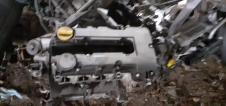 Car engines and gearbox for Low price sale please call