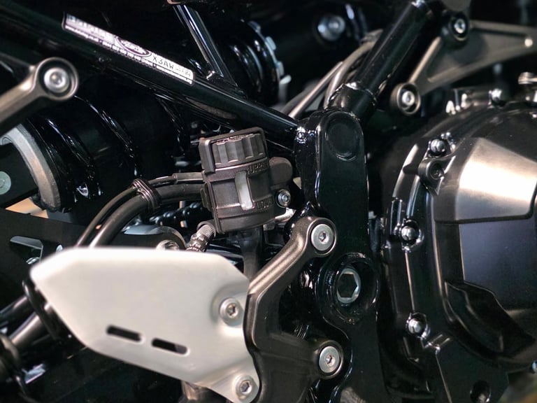 2018 KAWASAKI ZR Z900 RS 1 OWNER 4,900 MILE'S 