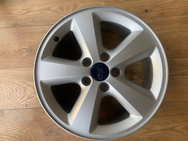 Ford Focus Alloy Wheel