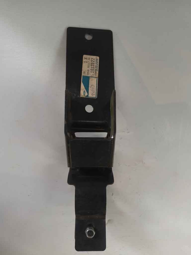 image for Ford Transit MK5 Exhaust Mount Bracket 1013122