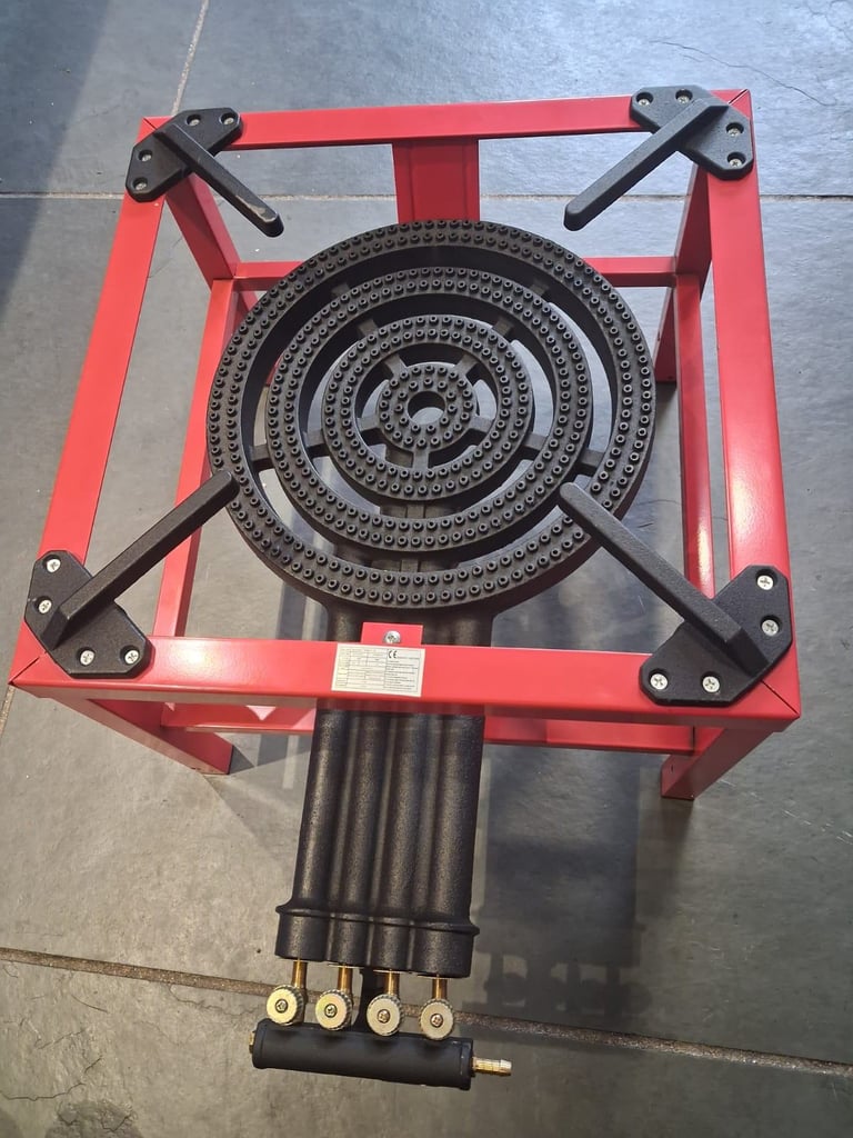 Burner for outdoor cooking 