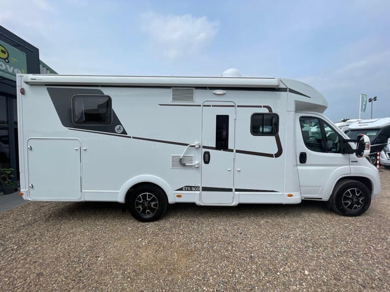 Estrusco T7400 QBC 4 berth 4 Belt Motorhome Rear garage 