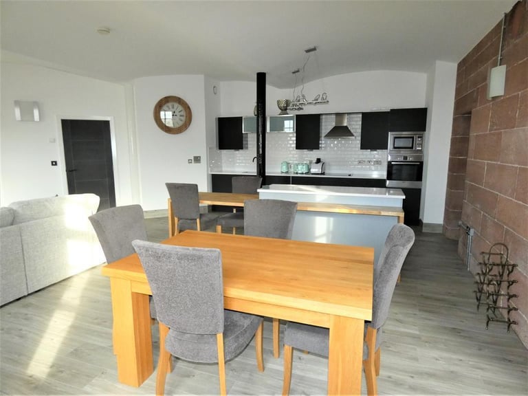 2 Bedrooms flat in Central Walthamstow in Walthamstow, London Gumtree