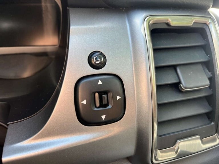 2016 Ford Ranger Pick Up Double Cab Limited 2 3.2 TDCi 200 Auto PICK UP DIESEL Automatic