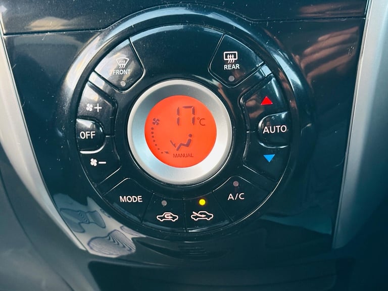 2014 Nissan Note 1.5 dCi Tekna Euro 5 (s/s) 5dr MPV Diesel Manual