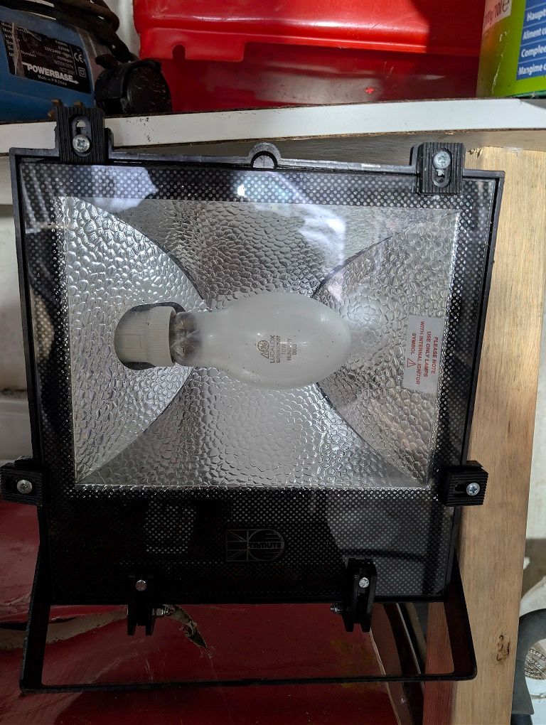 image for  SECURITY FLOOD LIGHT. 