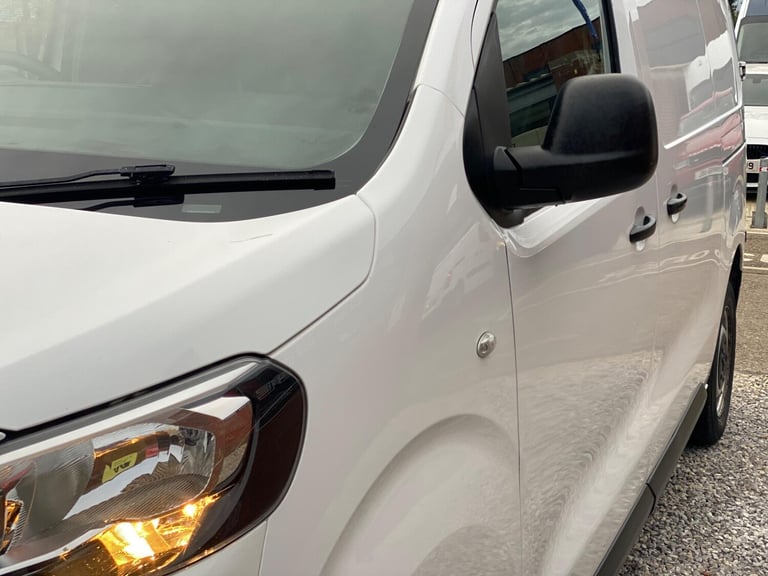 2019 Peugeot Expert 2.0 BlueHDi 1400 Professional Standard Panel Van MWB Euro 6 (s/s) 6dr PANEL V...