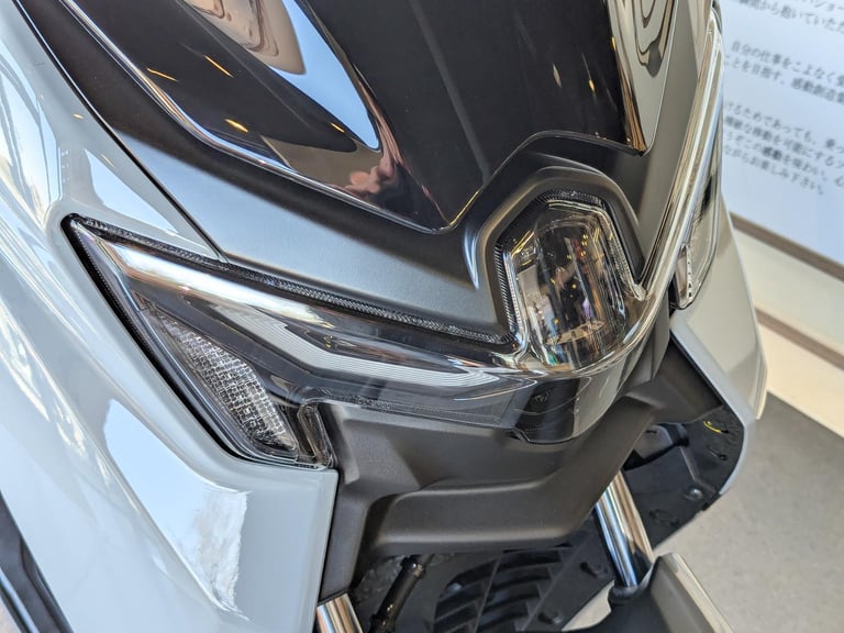 New (2025 MY) Yamaha NMAX Tech Max 125. Ceramic Grey. £3,900 (NO ADMIN FEES!)