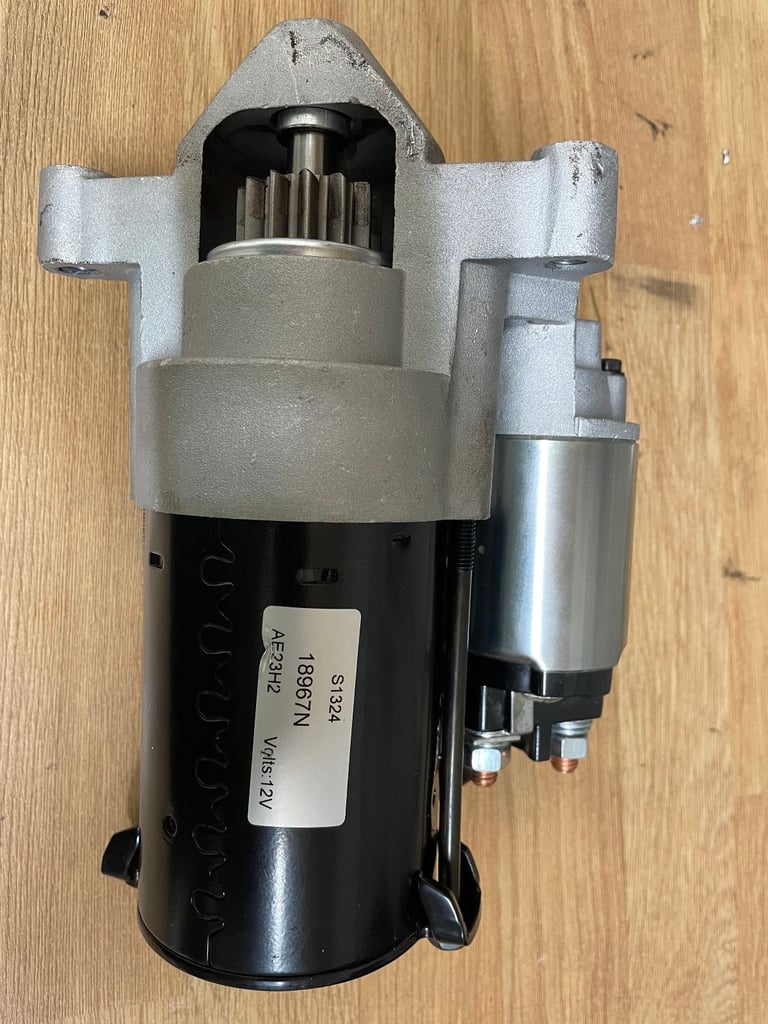 image for Starter Motor: Citroen C5 HDi 110 2 Lt (03/01-03/04) - ONLY USED FOR 2 DAYS. WILL COURIER