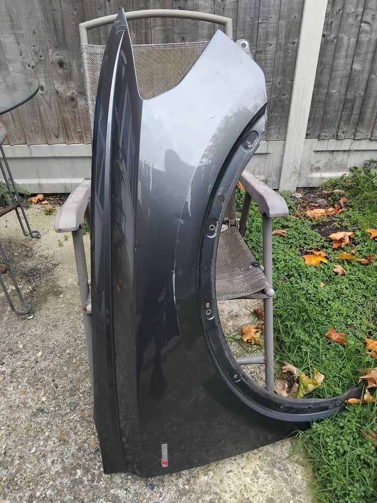 2019 Audi Q3 S Line o/s front wing 