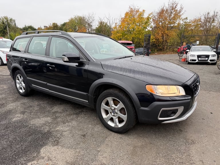 2008 Volvo XC70 2.4 D5 diesel estate automatic 176,000 Miles ex condition 