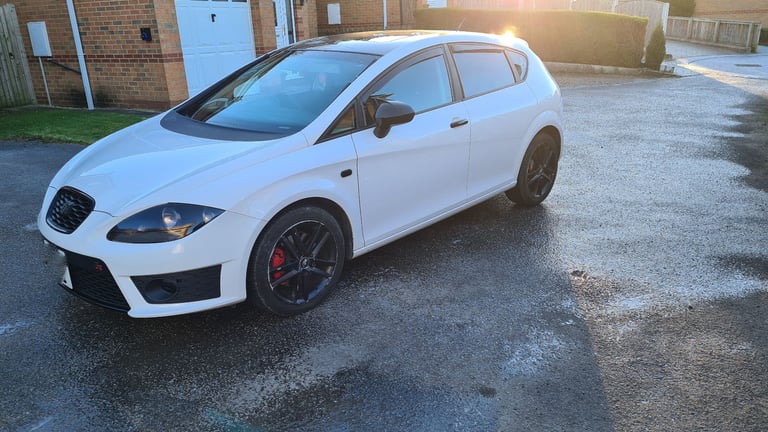 2010 seat leon fr 2.0 tsi turbo petrol MOT may 2026 