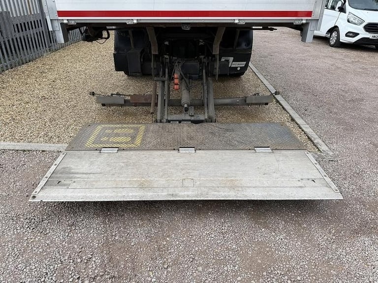 2018 Iveco Eurocargo 180E25S 18T 29FT Dropside Truck with Tail Lift Euro 6 ULEZ