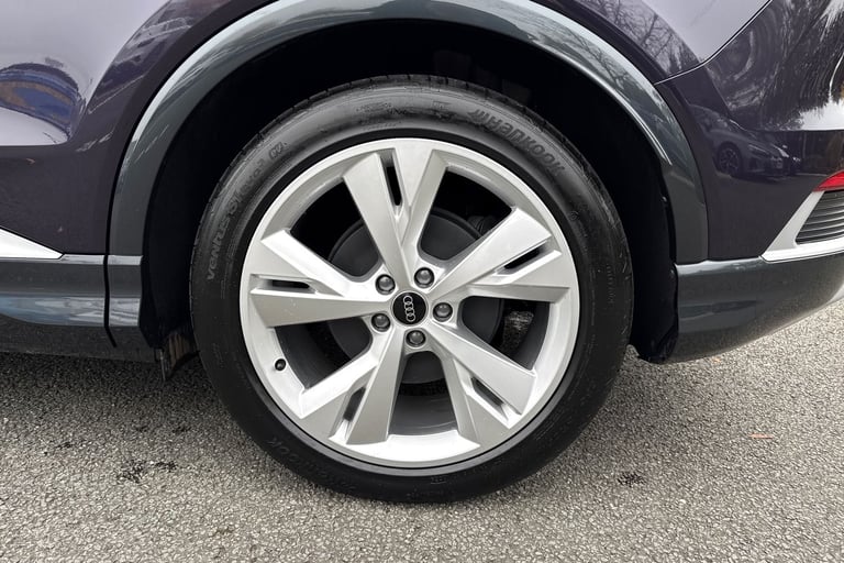 2024 Audi Q4 e-tron Q4 Sportback S line 45 e-tron  210,00 kW SUV ELECTRIC Automatic