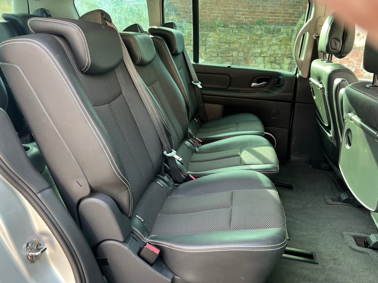 2011 Renault Grand Espace 2.0 dCi Dynamique TomTom 5dr Auto MPV Diesel Automatic