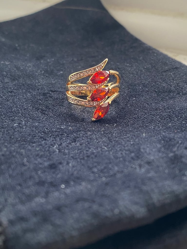 Antique golden ring 