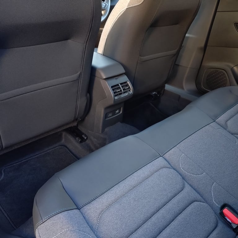 Citroen, C4 X, Saloon, 2023, Other, 1 (cc), 4 doors, electric, low mileage 