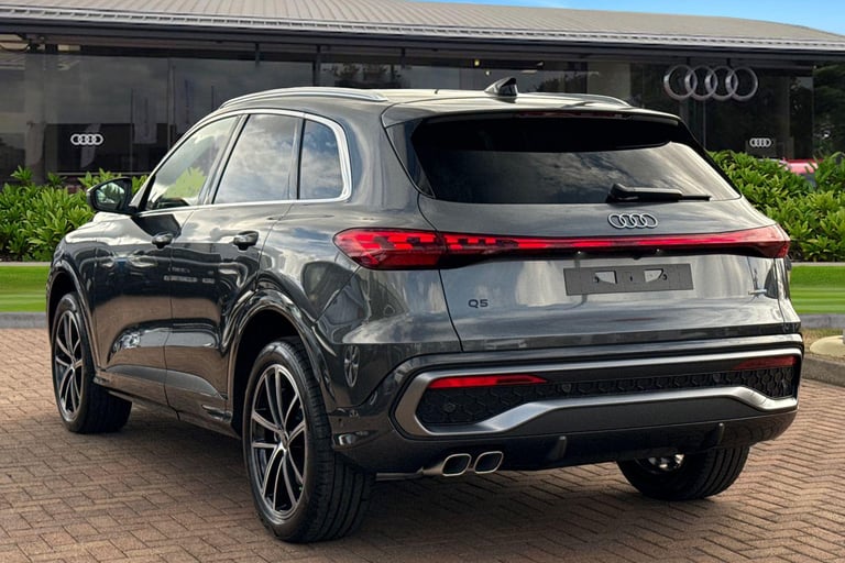2025 Audi Q5 2.0 TDI S line S Tronic quattro Euro 6 (s/s) 5dr SUV Automatic