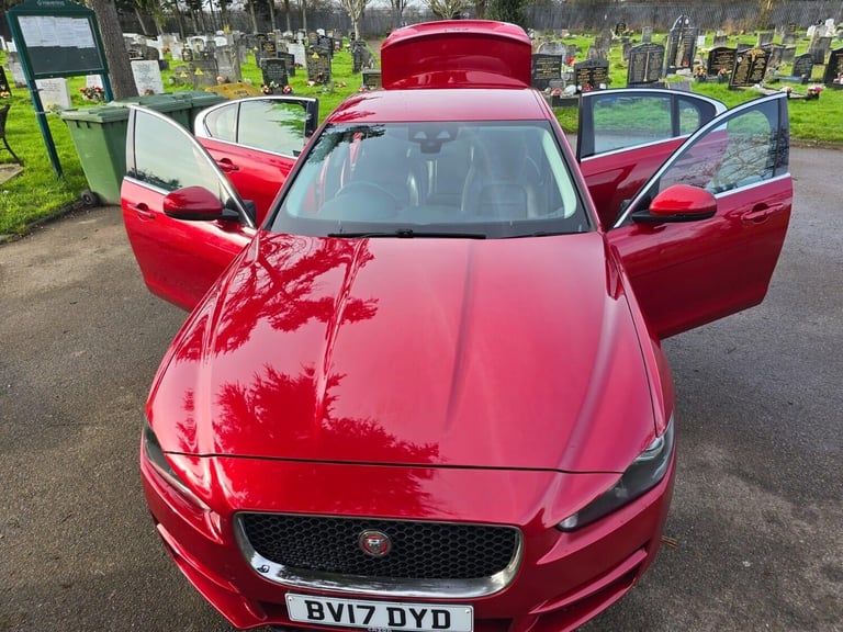 2017 Jaguar XE 2.0d Prestige Auto Euro 6 (s/s) 4dr Saloon Diesel Automatic