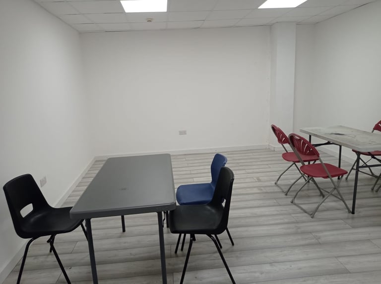 Three Office rooms available for rent( Between Whitechapel & Stephney Green) 