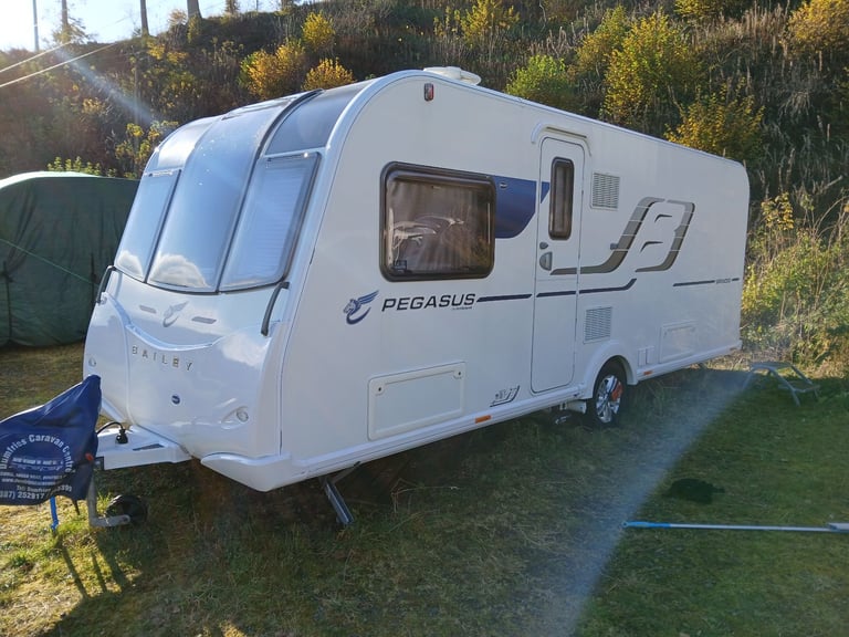 2016 Bailey pegasus brindisi 4 berth with island bed