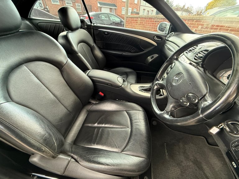 Mercedes-Benz CLK 2.1 CLK220 CDI Sport 2dr Diesel Automatic - Image 11