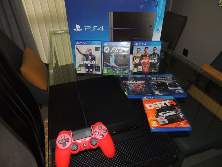 PS4 500Gb - Boxed and in perfect condition.