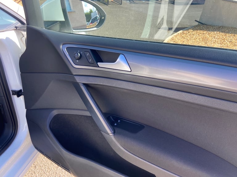 2014 Volkswagen Golf 1.6 TDI BlueMotion Tech S Euro 5 (s/s) 5dr