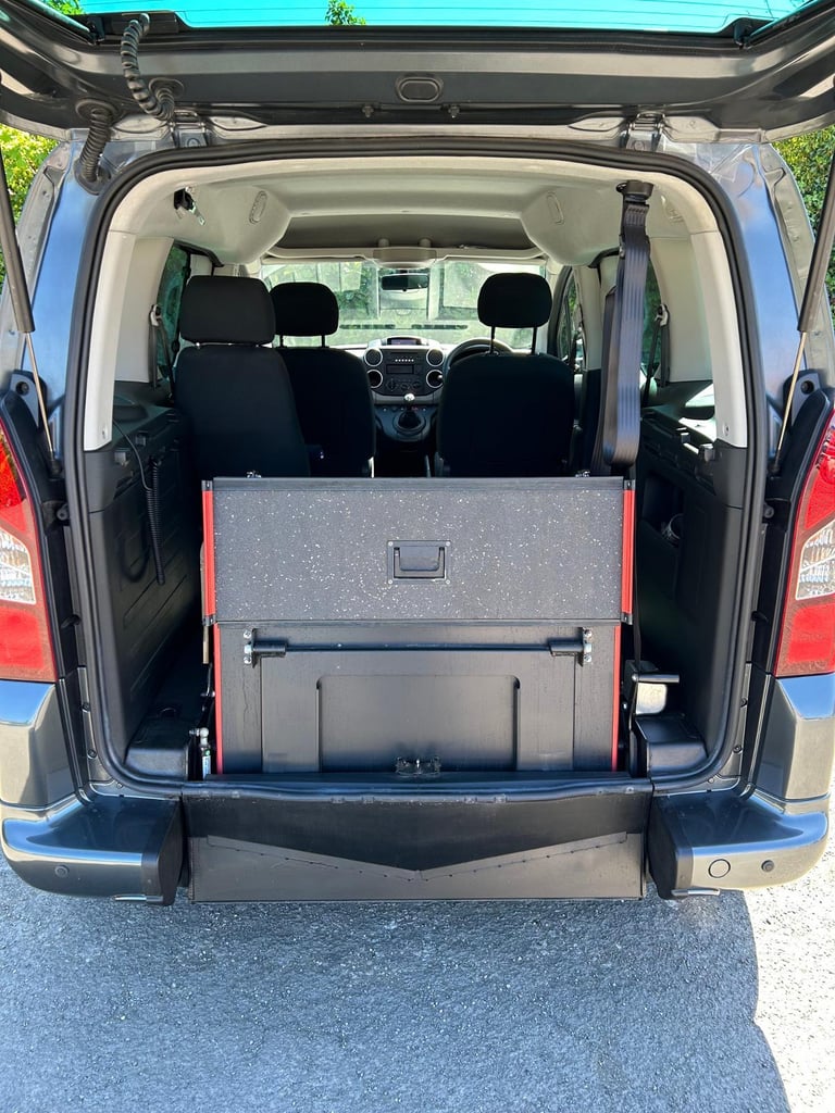 Peugeot Partner 1.6 HDi WAV Wheelchair Accessible Vehicle Disability Car