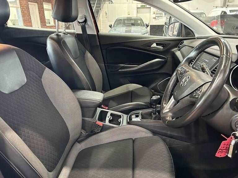 2019 Vauxhall Grandland X 1.2 Turbo Business Edition Nav SUV 5dr Petrol Manual Euro 6 (s/s) (130 ...