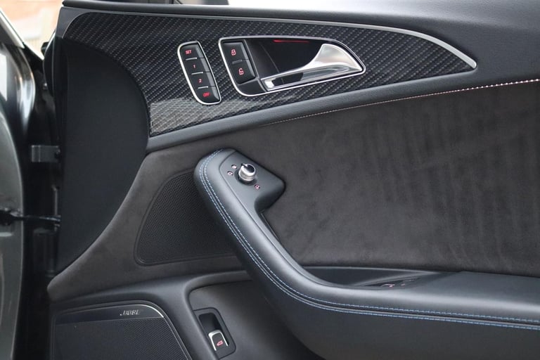 Audi RS6 Avant 4.0 TFSI V8 Performance Tiptronic quattro 2016 - STUNNING SPEC 