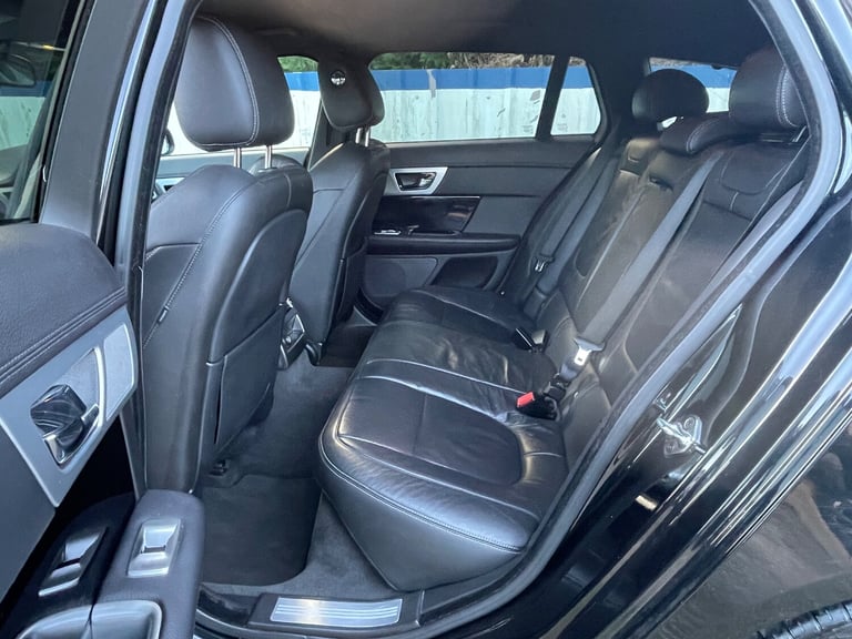 2015 Jaguar XF 2.2 D R-SPORT BLACK SPORTBRAKE ESTATE 5-Door 1 OWNER CAR