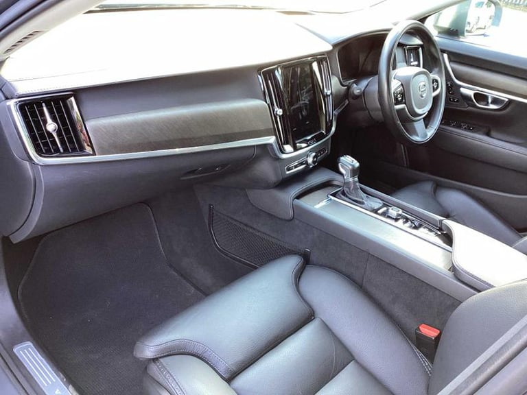 2019 Volvo V90 Cross Country 2.0 D4 Cross Country Plus 5dr AWD Geartronic Automatic Estate Diesel...