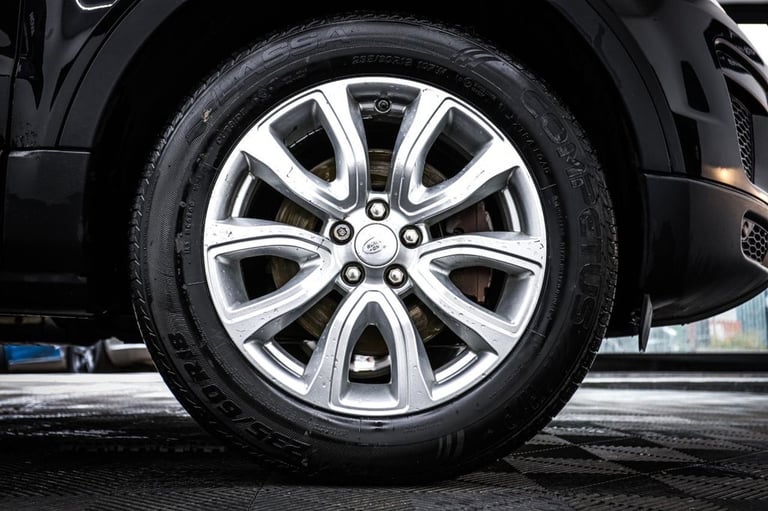 2018 Land Rover Range Rover Evoque 2.0 TD4 SE 5dr ESTATE DIESEL Manual