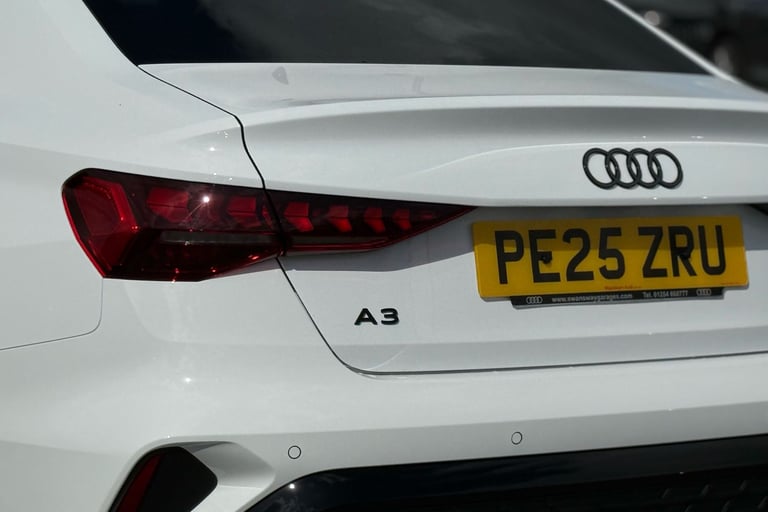 2025 Audi A3 Black Edition 35 TFSI  150 PS 6-speed Saloon PETROL Manual