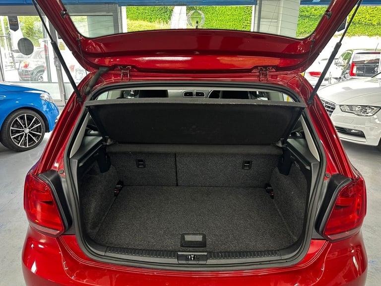 VOLKSWAGEN POLO 1.0 BlueMotion Tech SE 2014