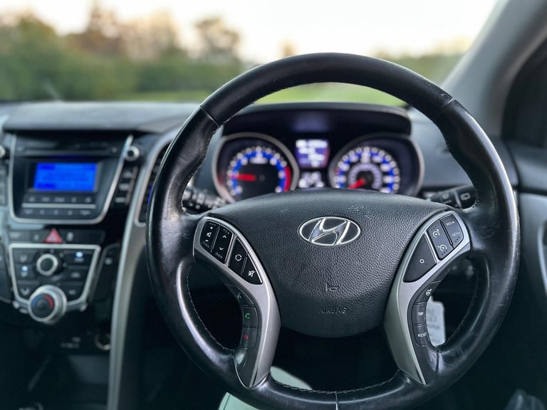 2016 Hyundai i30 1.6 CRDi Blue Drive SE DCT Euro 6 (s/s) 5dr HATCHBACK Diesel Automatic