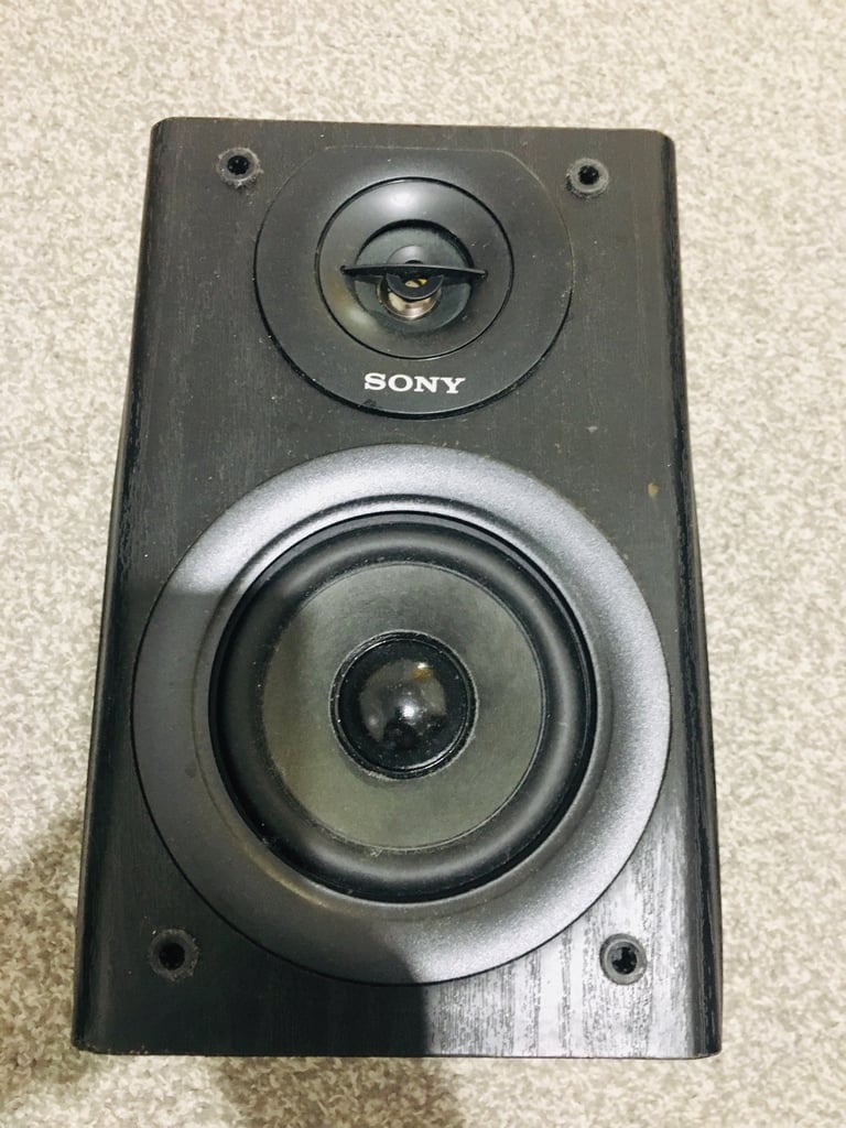 Sony bookshelf 1 woofer speaker 🔊 