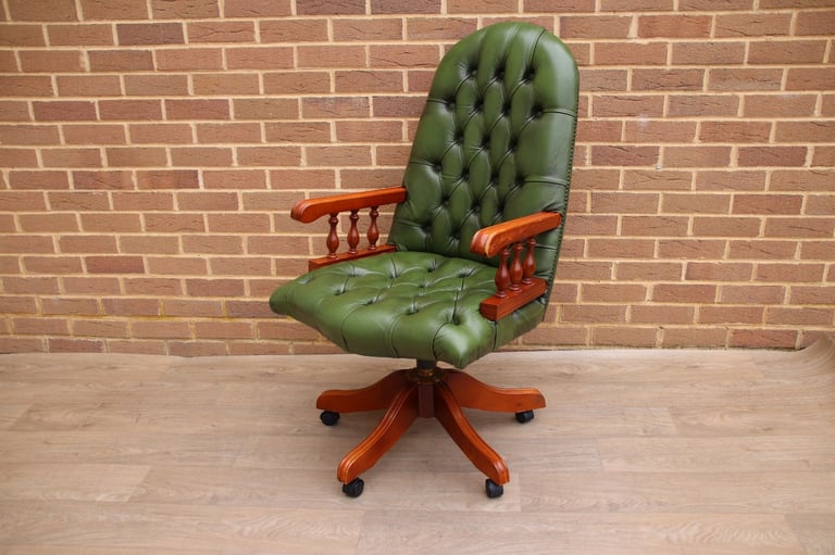Chesterfield Executive Chair (UK Delivery)