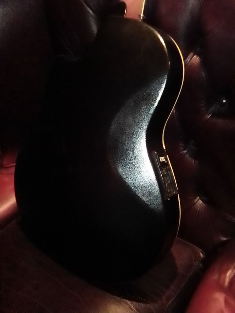 TANGLEWOOD SLIM BODY E/ACOUSTIC IN ORANGEBURST NEW SET UP STRINGS FREE CASE EX COND.