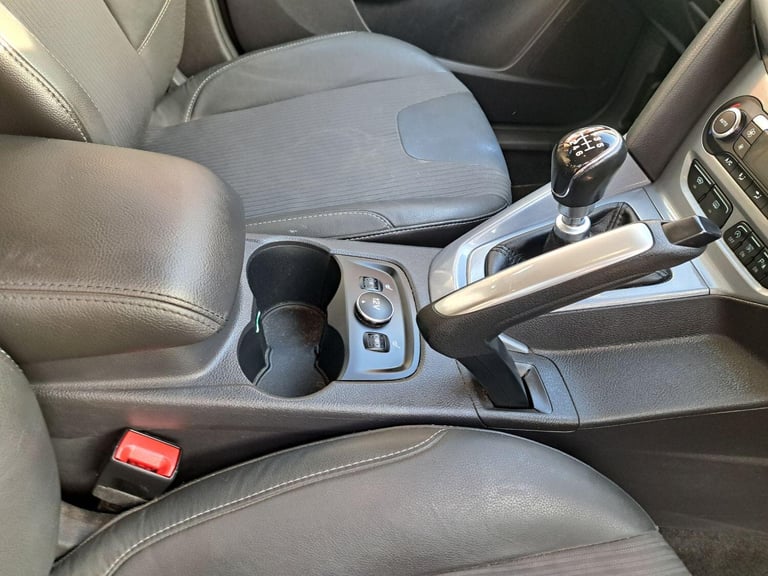 FORD FOCUS 1.6 TDCi Titanium X Brown Manual Diesel 2011